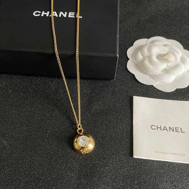 Chanel Necklace 07yxs19